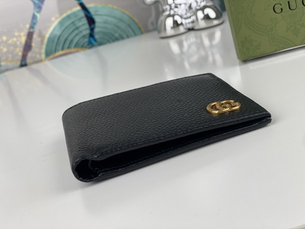 グッチ財布コピー内部構造